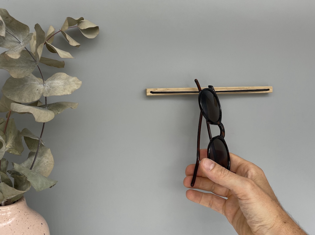 Handgefertigtes Brillenhalter aus Holz Einfache Montage, Minimalistisch &  Nachhaltig Brillen, Schmuck, Sonnenbrille Organizer Aufbewahrung - .de