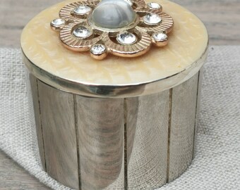 Vintage enamelled silver trinket pot | small silver jewellery box