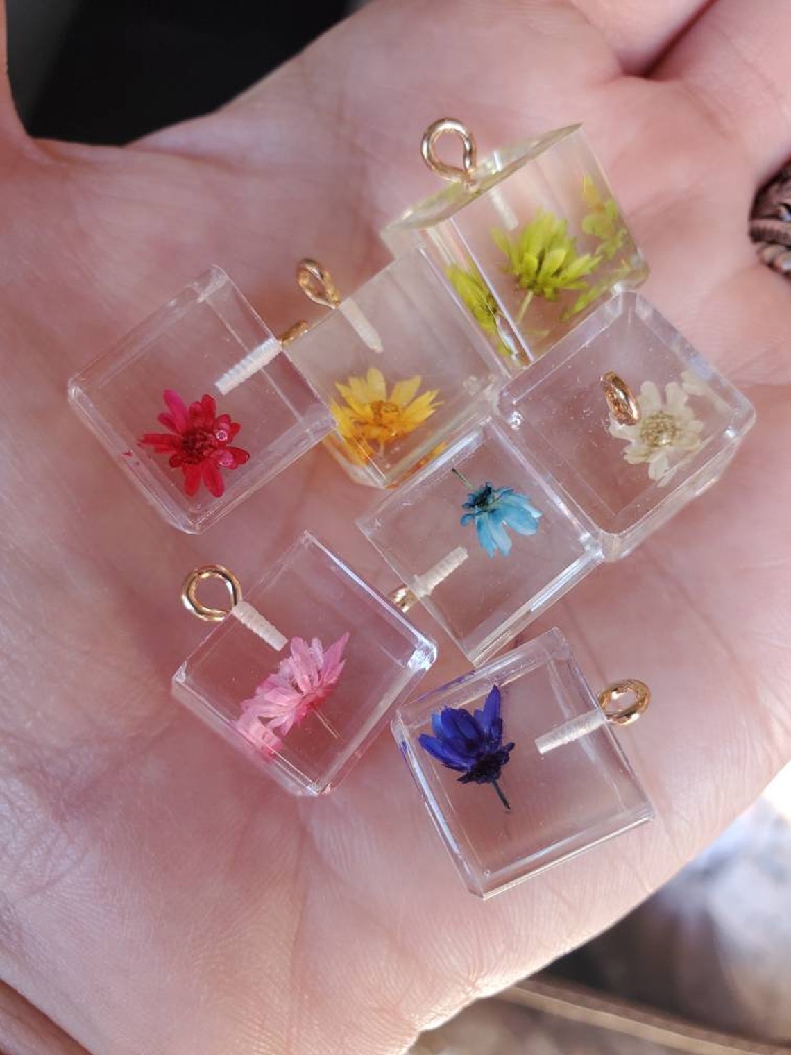 Resin cube with real dried flower inside. Hypoallergenic Etsy