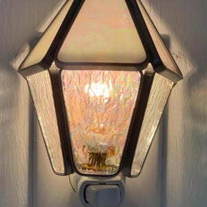 Lantern Style Stained Glass Nightlight in Iridescent White -L-003