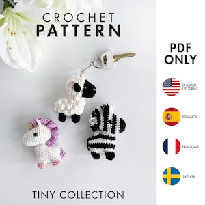 Könnte beinhalten: Häkelanleitung PDF für eine kleine Sammlung von Amigurumi-Tieren: ein Schaf, ein Zebra und ein Einhorn. Die Anleitung ist in Englisch, Spanisch, Französisch und Schwedisch verfügbar.