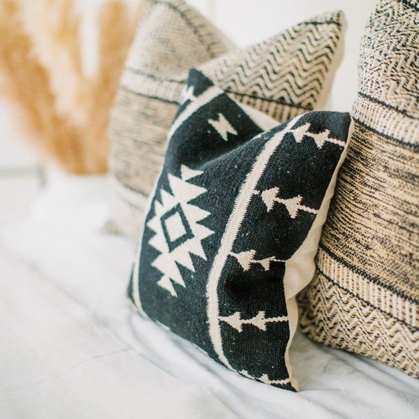 Aztec Boho Pillow Cover // Black and White Pillow // Cotton Canvas Pillow Cover - Anahuac  // 18" x 18" Square Cushion Cover