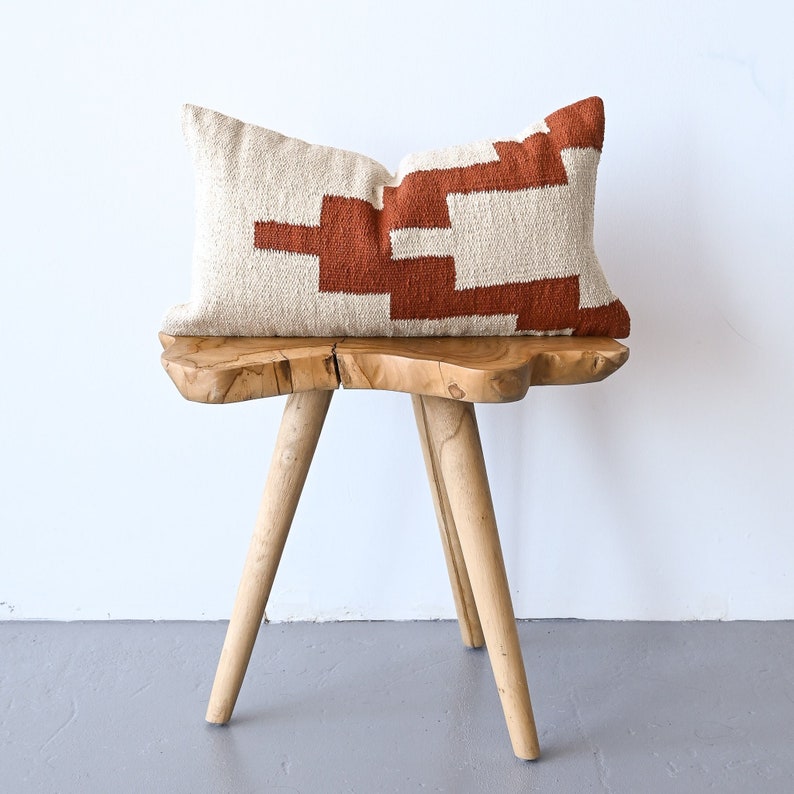Cotton Canvas Pillow Cover Babak // Natural and Rust Lumbar // 12 x 22 Lumbar Cover // Pillow Cover zdjęcie 2