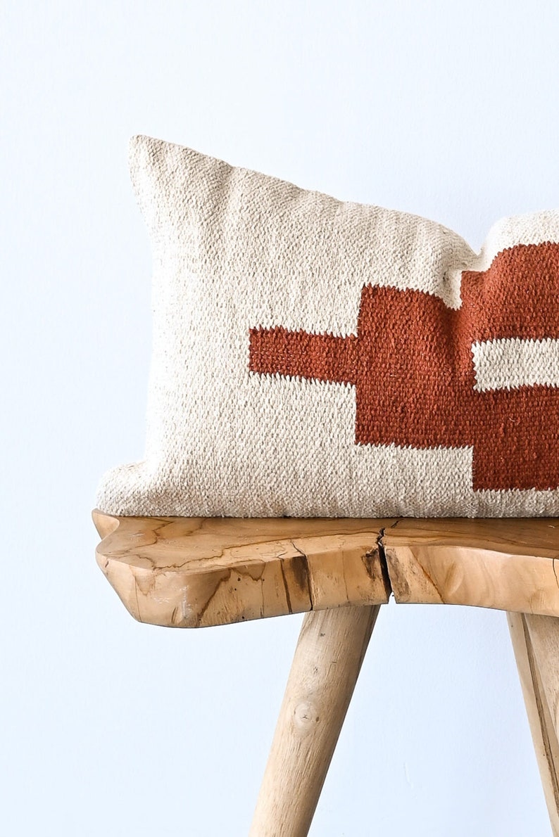 Cotton Canvas Pillow Cover Babak // Natural and Rust Lumbar // 12 x 22 Lumbar Cover // Pillow Cover zdjęcie 4