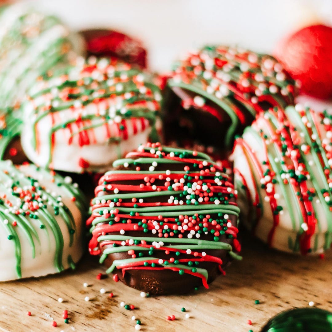Ritz Cracker Cookies; Christmas Cookie Idea; Holiday Cookie Platter ...