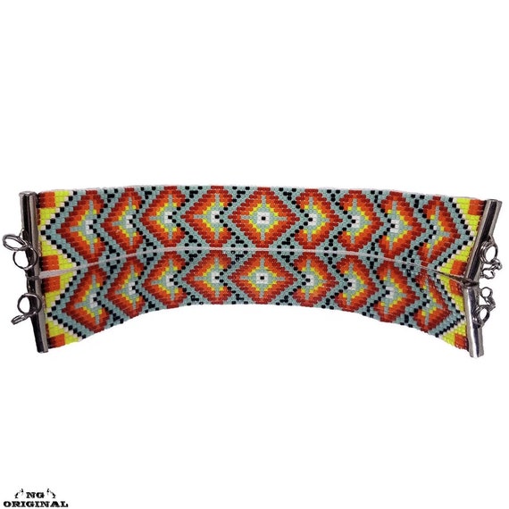 AMERINDIAN BEADED BRACELET