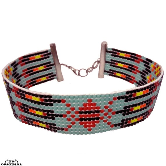 AMERINDIAN BEADED BRACELET
