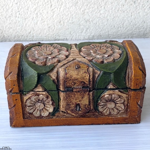 Hand‑carved Sheesham Wood Box | Vintage Indian Jewelry Box | Hand‑painted Boho Decor | Ethnic Wooden Chest | Unique Gift