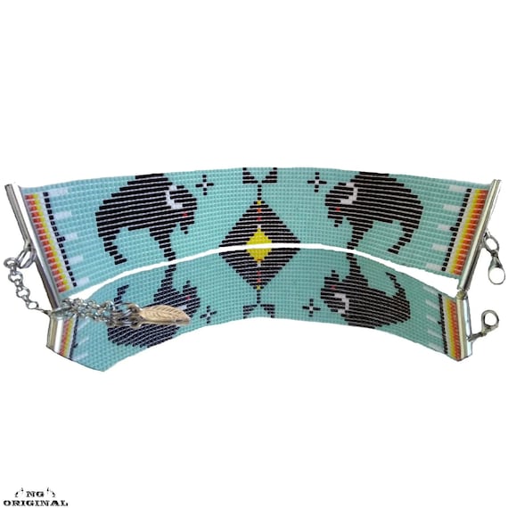 AMERINDIAN BEADED BRACELET