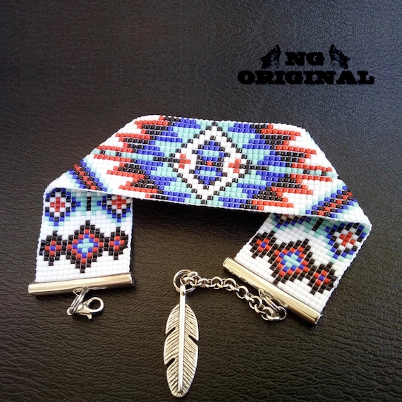 AMERINDIAN BEADED BRACELET