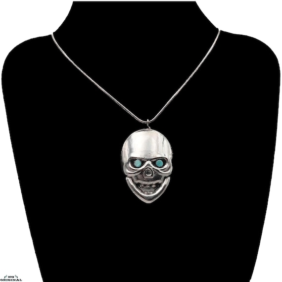 SKULL PENDANT