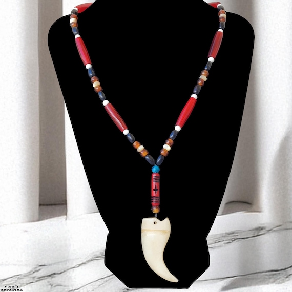 Handmade Native American Necklace with Turquoise | Bone Claw Pendant | Tribal Ethnic Boho Chic Jewelry | Spiritual Talisman Made in France
