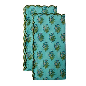 Servetten met handblokprint (set van 2) - turkoois bloemen, geschulpte rand