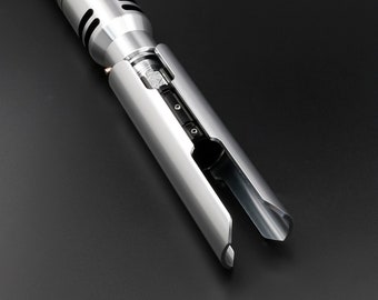 カル・ケスティス カスタム ライトセーバー (ジェダイ: サバイバー