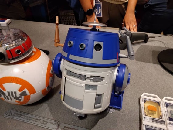 カスタム スターウォーズ ギャラクシーズ エッジ ドロイド デポ
