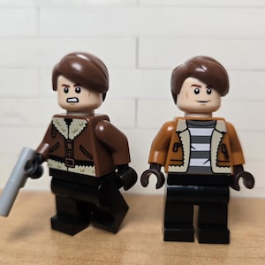 Leon S. Kennedy Purist Custom LEGO Minifigure! - Choose your weapon! (Decaled version coming soon)