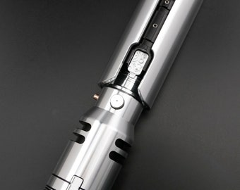 カル・ケスティス カスタム ライトセーバー (ジェダイ: サバイバー