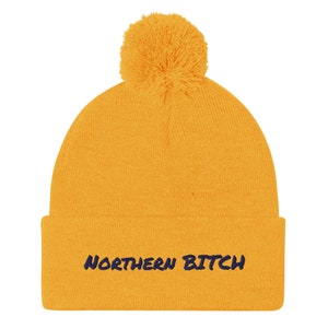 Perra del Norte Pom-Pom Beanie