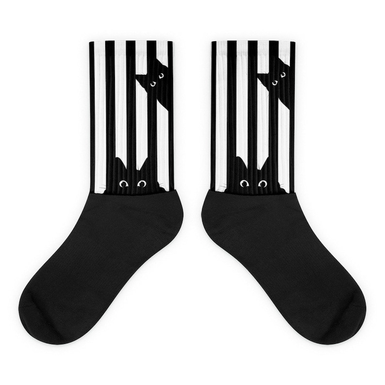 Black /& White Stripe Cat Socks Assorted Sizes