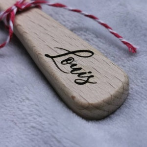 Hochet de bébé nouveau-né, hochet en bois personnalisé avec le nom de bébé, anneaux de jouet en en bois, cadeaux de bébé, jouet souvenir image 3