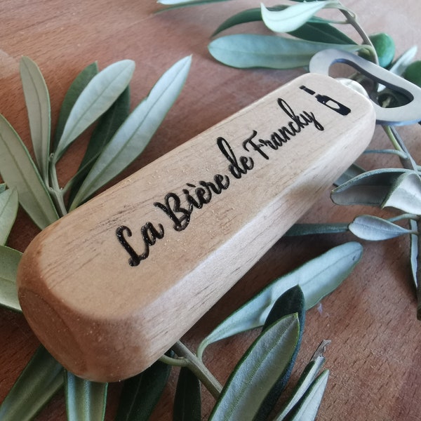 Décapsuleur personnalisé en bois / Cadeau saint valentin / Idée originale amoureux / Anniversaire EVG fêtes des pères / baptême /mariage