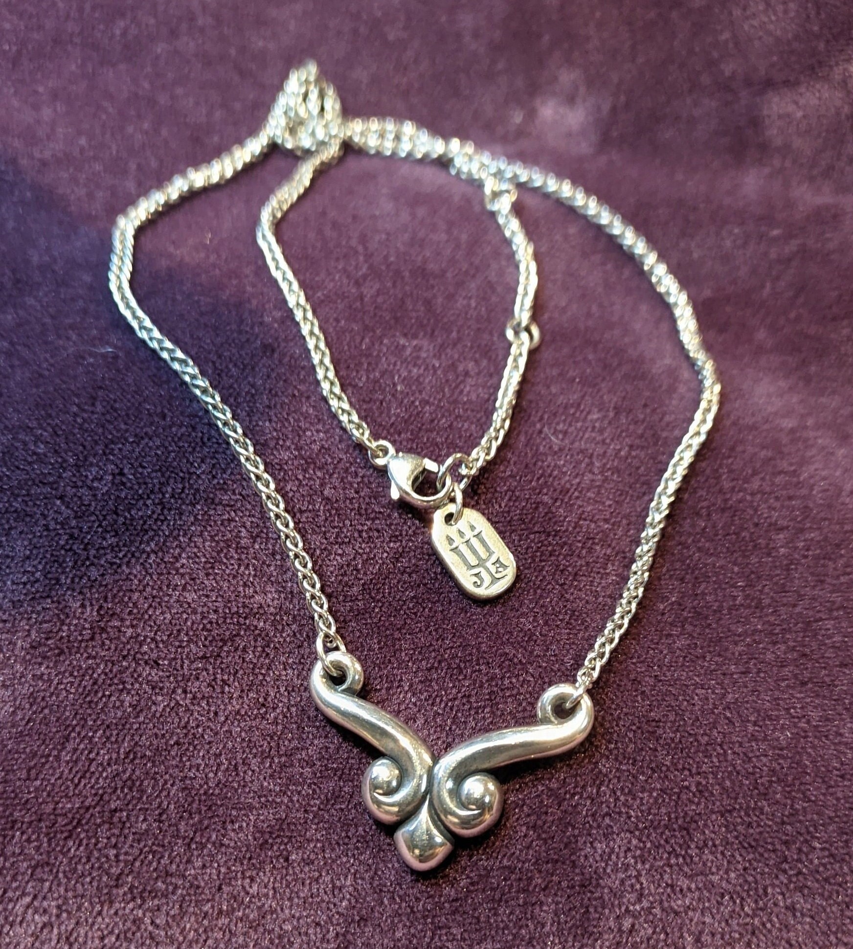 James avery scroll necklace online