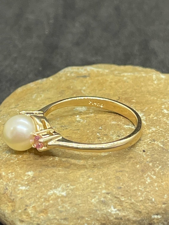 14K Yellow Gold Pearl and Pink Sapphire Ring - image 4