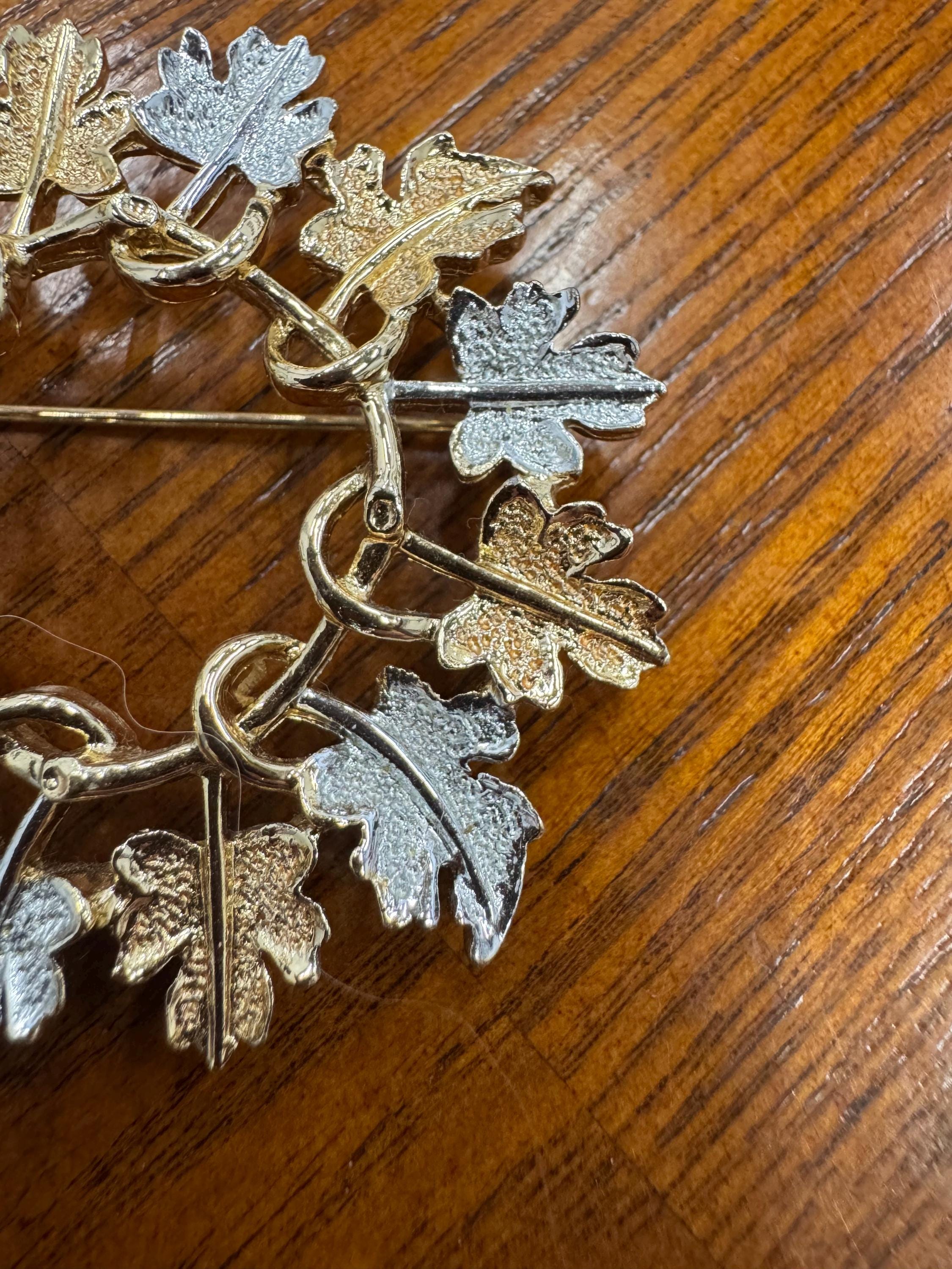 Sarah Coventry Gold and Silver Leaf Hair Accessory Brooch / Pin, Sarah Coventry, Maple Leaf with Faux Pearl  main image 4