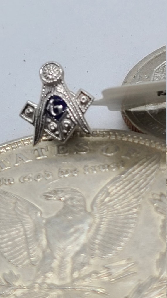 10K White Gold Vintage Masonic Pin