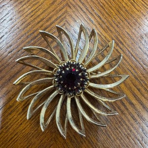 Vintage Sarah Coventry Red Rhinestone Flower Brooch Pin