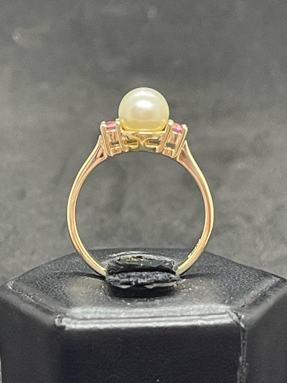 14K Yellow Gold Pearl and Pink Sapphire Ring - image 3