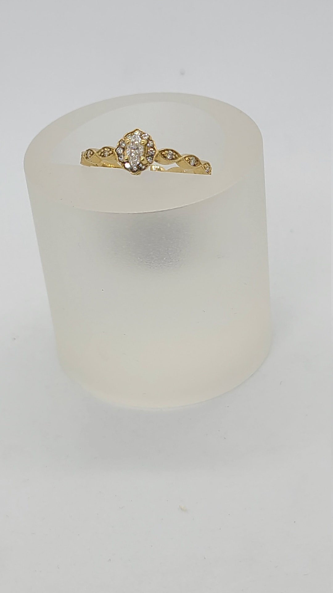 14K Yellow Gold Vintage Marquise Diamond Ring - Etsy