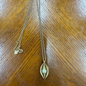 Colar vintage de pérolas de filigrana Sarah Coventry
