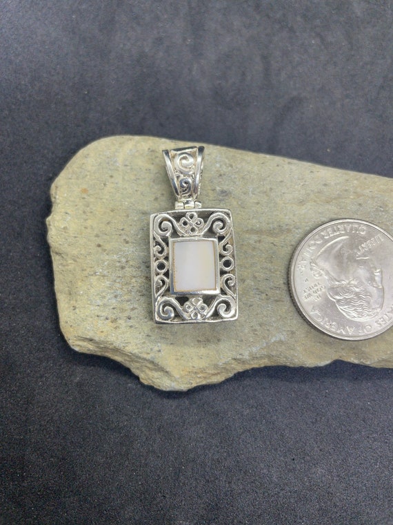 Vintage Sterling Silver Floral Mother of Pearl Pe… - image 2