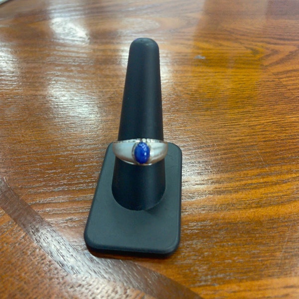 10K White Gold 9x6MM Blue Star Sapphire Gents Ring