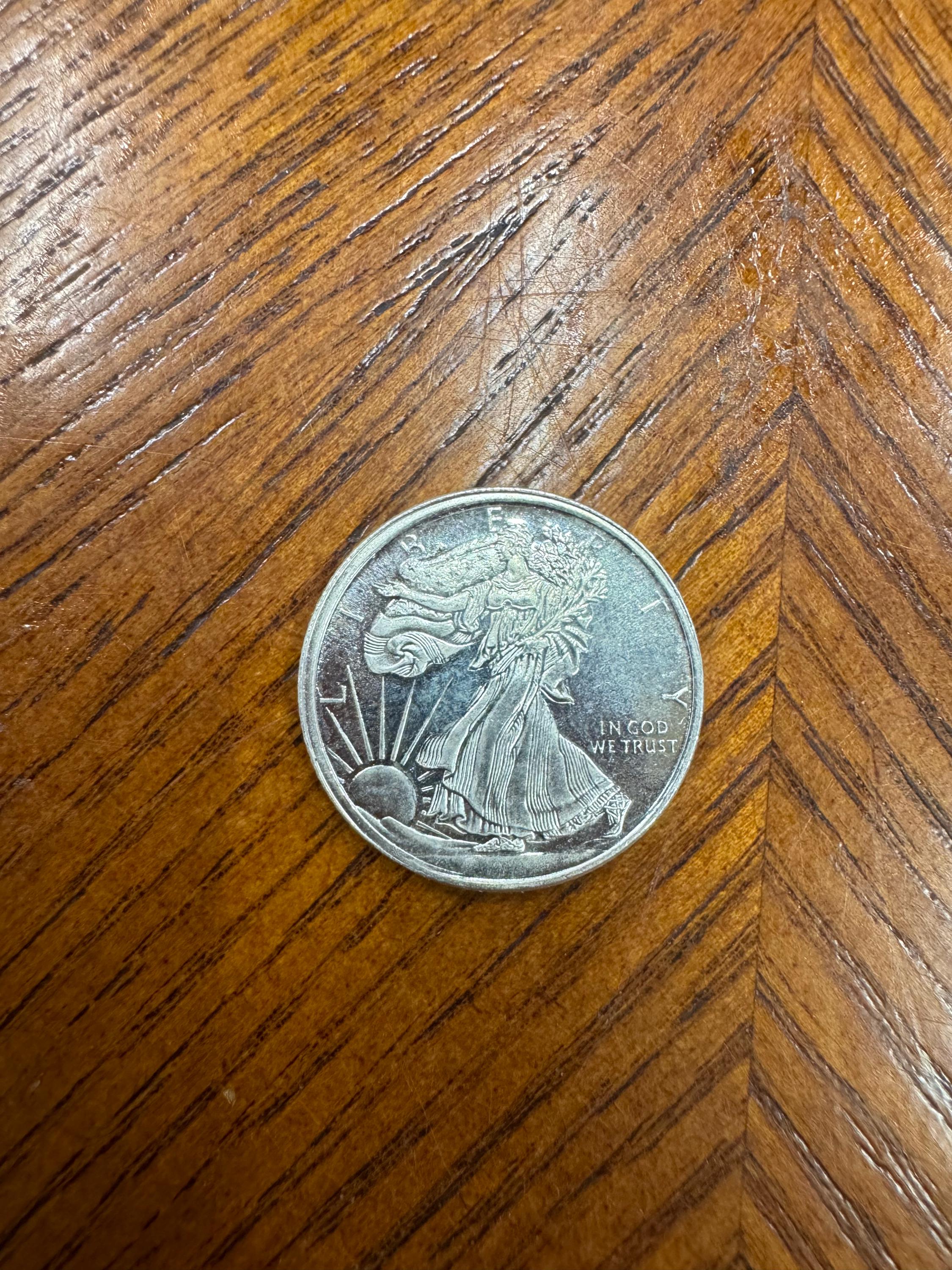 ゴールデンステートミント銀貨1オンス 新品) アメリカ ゴールデンステートミント「干支 十二支・巳年