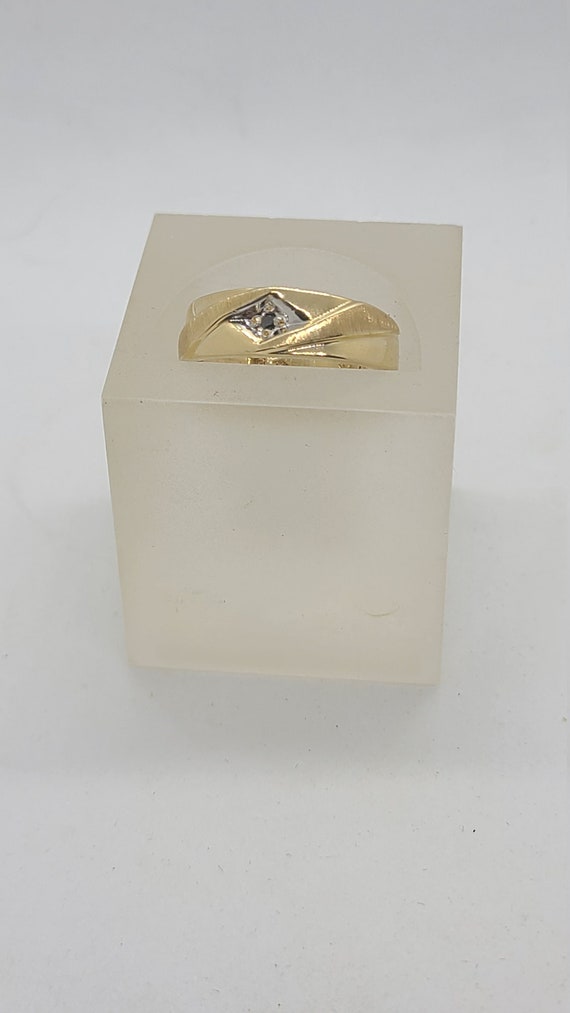 10K Yellow Gold 1.3MM Black Diamond Gents Ring