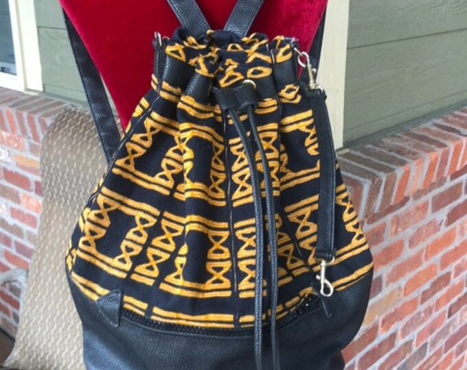 Unique Afriland Inc Leather Bottom Bold Geo Design