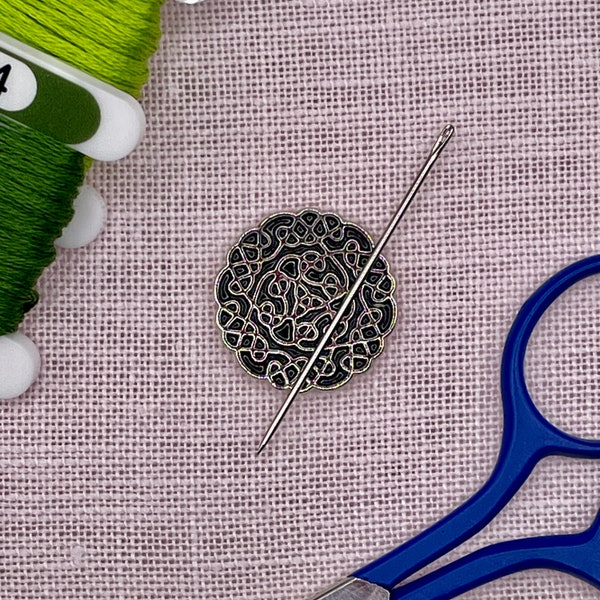 CELTIC KNOT - Magnetic Needle Minder for Cross Stitch, Embroidery, Sewing and Needlework. A Stitching Essential and Perfect Craft Gift