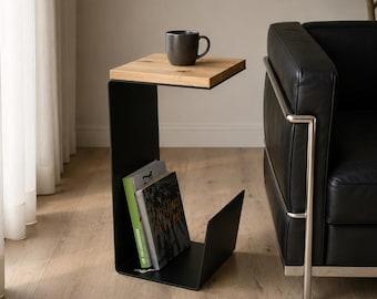 Minimalist side table made of aluminum and solid wood