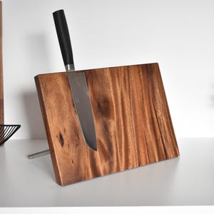 Magnetic knife block/knife holder No.12 made of Suar/stainless steel