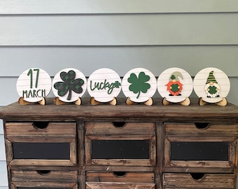 St Patrick's Day Mini Shiplap Sign: Rustic Tier Tray Decor