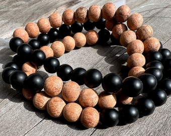 Matte Black Onyx and Bayong Wood Bracelet / Diffuser Bracelet / Aromatherapy / Diffuser Jewelry / Essential Oil