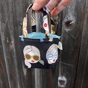 Gift Card Holder / Mini Tote / Mini Sized Tote / Gift Wrapping / Party Favor Bags