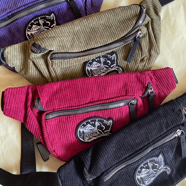 Kynd Bags “Forest Cat” Fanny Pack Rollerskate Skate Waist Bag Cross Body Bum Bag Corduroy