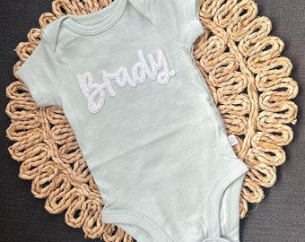 Personalized Baby Outfit | Custom Baby Bodysuit, Baby Name, Custom Baby Name Body Suit,  Personalized baby top, coming home outfit