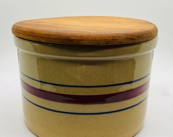 Vintage Robinson Ransbottom Crock from Roseville Ohio/Wooden Lid/Pottery Crock