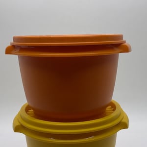 Tupperware Servalier Small Storage Containers/Harvest Colors/Sunburst Lids
