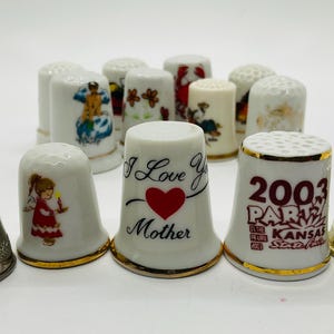 Assorted Thimbles/13 Thimbles/Sold as One/Assorted Vintage Collector Thimbles