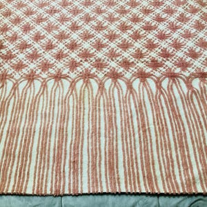 Vintage Mauve and Cream Chenille Bed Spread